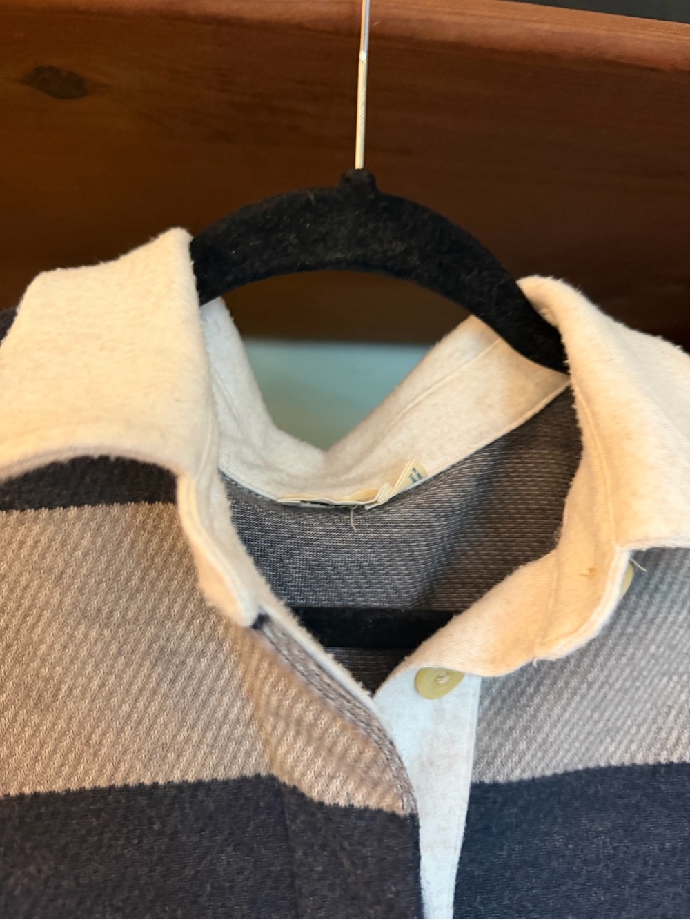 Faherty Legend Sweater Rugby Popover - Picture 4 of 8